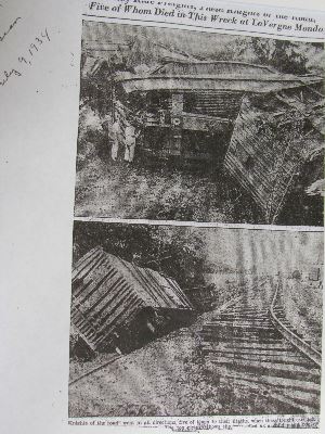 Train Wreck 1934 photo 3