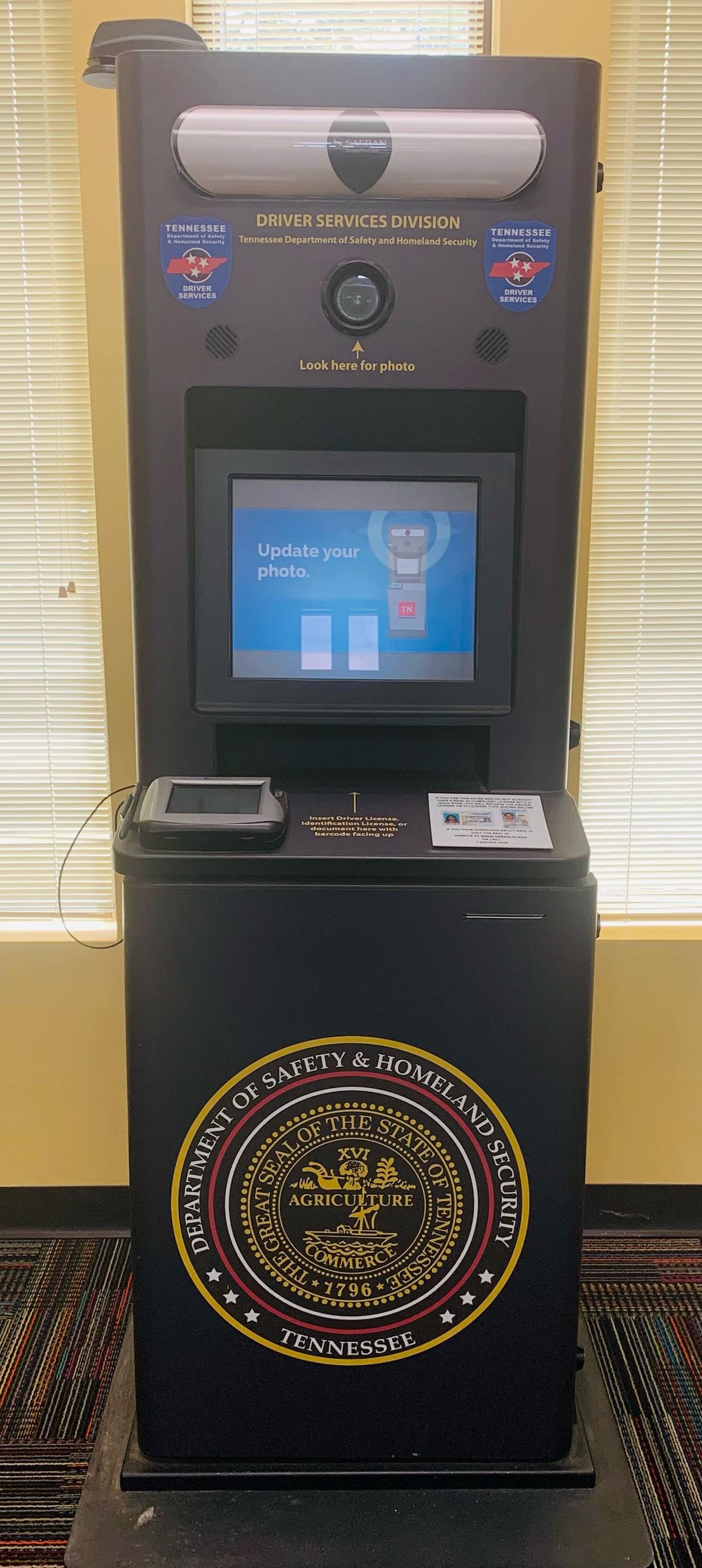 Driver's License Self-Service Kiosk
