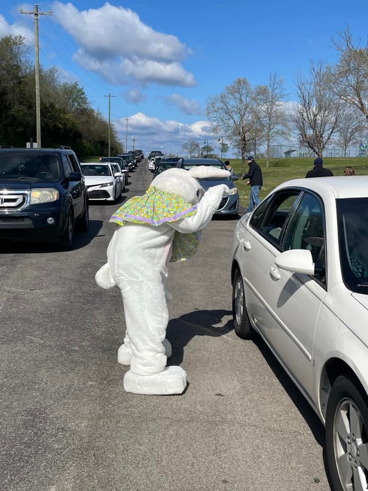 Easter Drive Thru 2022